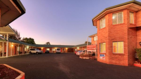 Across Country Motor Inn & Cottages
